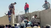 Талибы закрыли доступ в аэропорт Кабула для афганцев