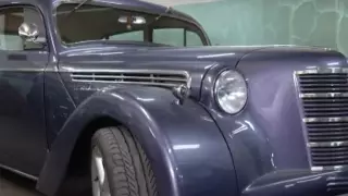 Житель Петропавловска восстанавливает ретро-"москвичи"