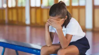 Несовершеннолетнюю воспитанницу детского дома изнасиловали в Рудном