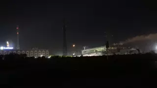 Запах и дым в Актау. Представитель завода ответил на критику горожан