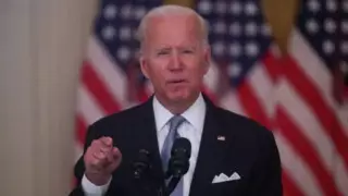 Байден предупредил о новой атаке на аэропорт Кабула