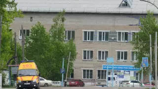 Иностранец поранил ногу гвоздем и умер в СКО