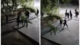 Жестокое избиение толпой сняли очевидцы в Темиртау