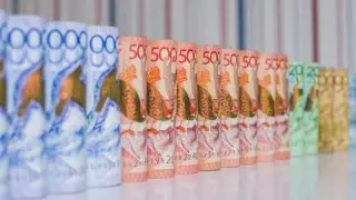 Чиновники премировали себя на 60 миллионов тенге в СКО