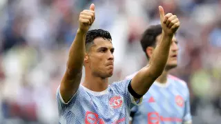 Перед смертью хочу увидеть сына в "Спортинге" - мать Роналду