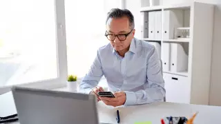 За какие комментарии и репосты можно попасть под суд в Казахстане