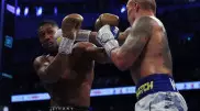 Усик победил Джошуа в главном бою осени и стал обладателем 4 чемпионских поясов