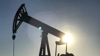 Цена барреля нефти Brent превысила 80 долларов