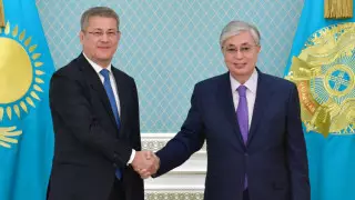 Президент Казахстана принял главу Башкортостана