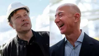 Илон Маск против Джеффа Безоса: "веселое" соперничество богатейших людей мира