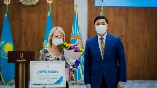 Кульгинов поздравил учителей с профессиональным праздником