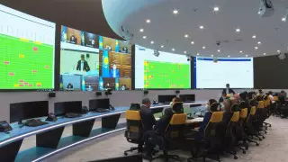 Мамин провел совещание по вопросам цен на продукты питания