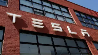 Tesla обязали выплатить более 130 миллионов долларов по делу о расизме