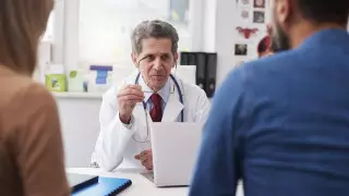 Фейк о мужском бесплодии из-за вакцинации рассылают казахстанцы