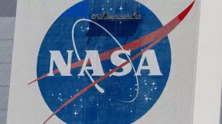 NASA опровергло заявления о появлении новых трещин на МКС
