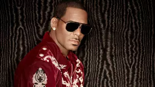 YouTube удалил каналы американского певца R. Kelly