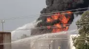 На нефтяном комплексе в Ливане разгорелся крупный пожар