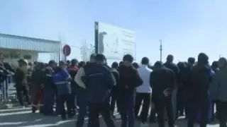 Работники нефтяной сферы снова бастуют в Мангистау