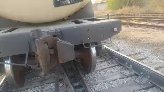 Цистерны сошли с рельсов близ аэропорта Алматы