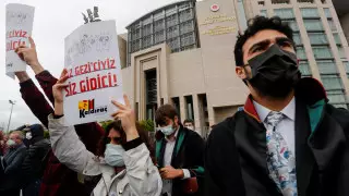 Турция вызвала послов 10 стран после призывов к освобождению правозащитника