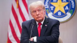 Трамп заявил, что США "умирают" из-за проблем с миграцией