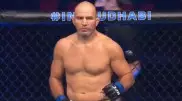 42-летний Гловер Тейшейра стал чемпионом UFC в полутяжелом весе
