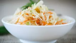 Нутрициолог предупредил об опасности популярной закуски