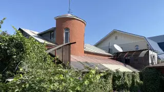 Суд отклонил иск банка к жене алматинского стрелка