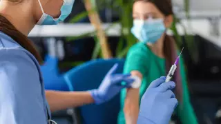 Вакцина против вируса папилломы оказалась эффективной против рака шейки матки