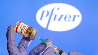 Еще одна страна одобрила вакцину Pfizer от COVID-19 для детей