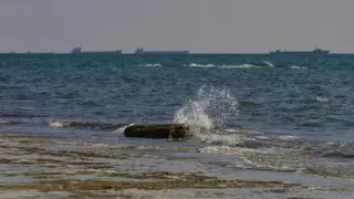 Судно с атыраускими рыбаками пропало на Каспии