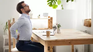 Хуже фастфуда и курения. Почему нельзя долго сидеть, рассказали специалисты