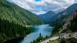 Какие однодневные туры предлагают туристам по Алматинской области