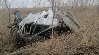 Водитель авто на росучете разбился на трассе в Костанайской области