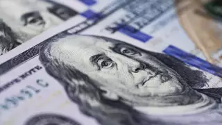 Назван официальный курс доллара на 16 ноября