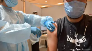 Планируете ли вы платно вакцинироваться Pfizer. Опрос Tengrinews.kz