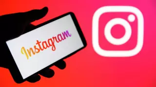 Instagram начал требовать видеоселфи для подтверждения личности