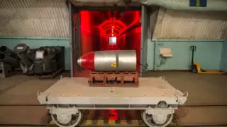 Мир балансирует на грани ядерной войны - Назарбаев