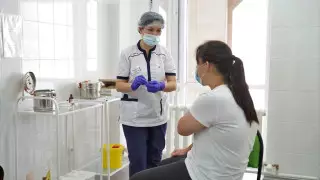 Столичные школьники рассказали о вакцинации Pfizer