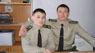 Как мигрантов в желтых жилетках вывозили в Северном Казахстане. Истории ПС КНБ