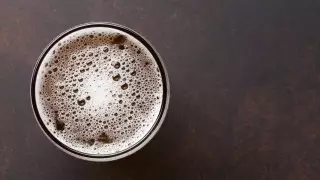 Назван напиток, который способен состарить мозг на 11 лет