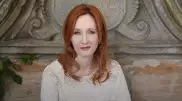 Роулинг пожаловалась на угрозы после утечки ее адреса