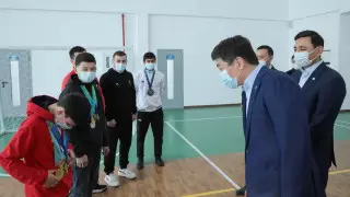 Байбек ознакомился с ходом исполнения предвыборных обещаний Nur Otan в столице