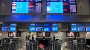 В ЮАР осудили запреты на полеты из Африки