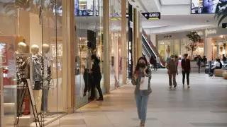 Как долго в ТРЦ Нур-Султана будут пускать только "зеленых", ответил аким