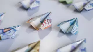 Председатель Нацбанка объяснил ослабление тенге