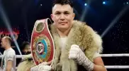 Казахстанец одержал победу над британцем и завоевал титул чемпиона WBA