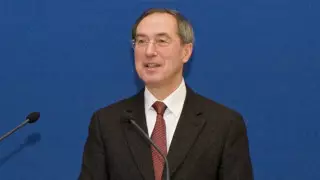 Экс-главу МВД арестовали во Франции