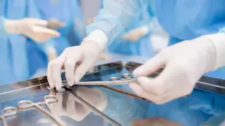 Новорожденного ранили во время родов в Кызылординской области 