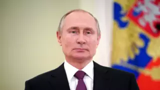 Путин ввел запрет на именование глав регионов президентами